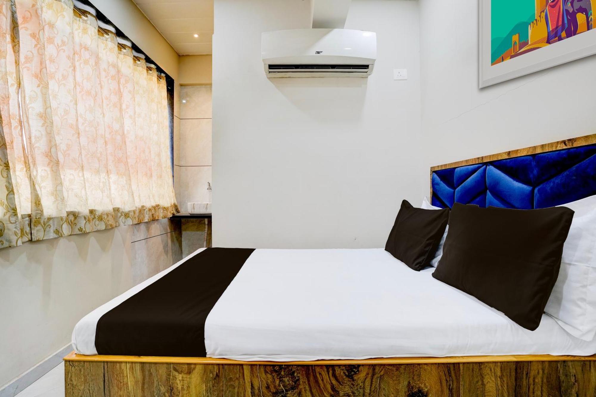 Super Hotel O Divine Fine Dine Lodging And Boarding Kalyān Dış mekan fotoğraf
