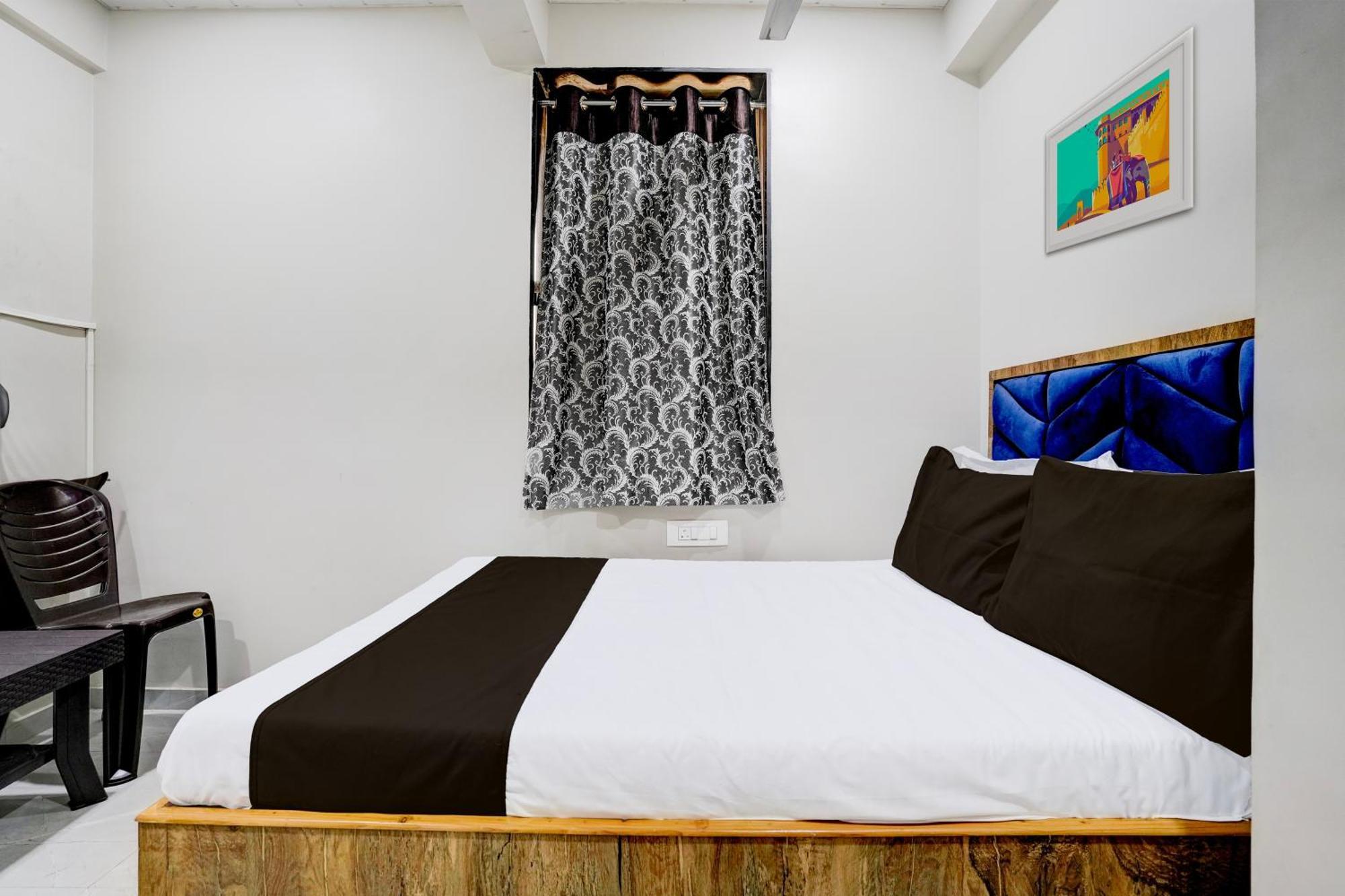 Super Hotel O Divine Fine Dine Lodging And Boarding Kalyān Dış mekan fotoğraf